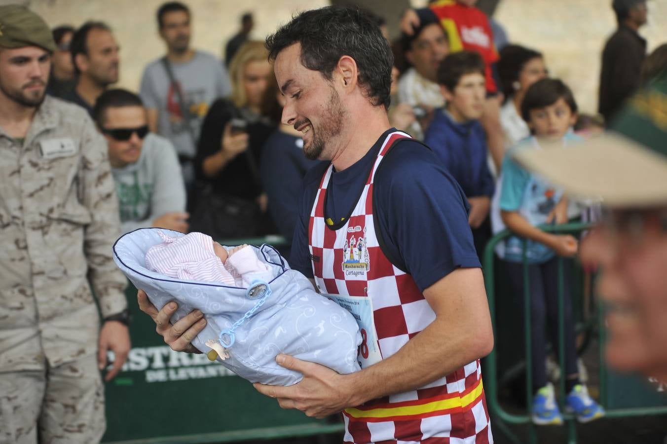 Más de 4.000 corredores en el Cross de la Artillería