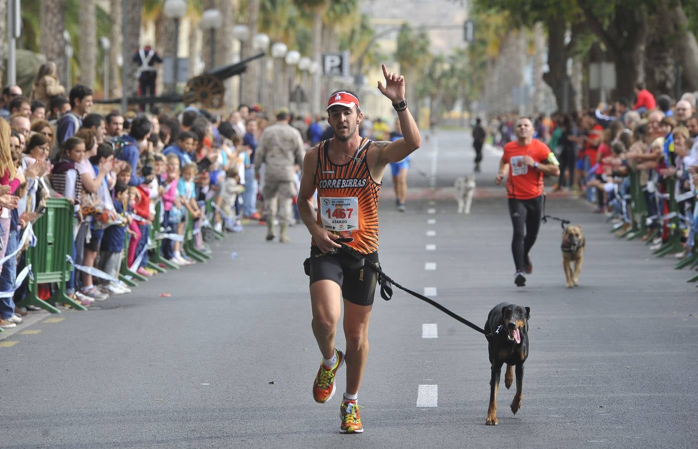 Más de 4.000 corredores en el Cross de la Artillería