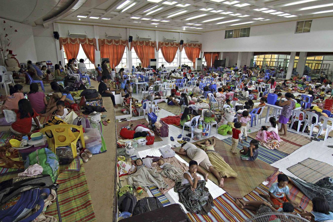 Filipinas se prepara para la llegada del tifón Hagupit