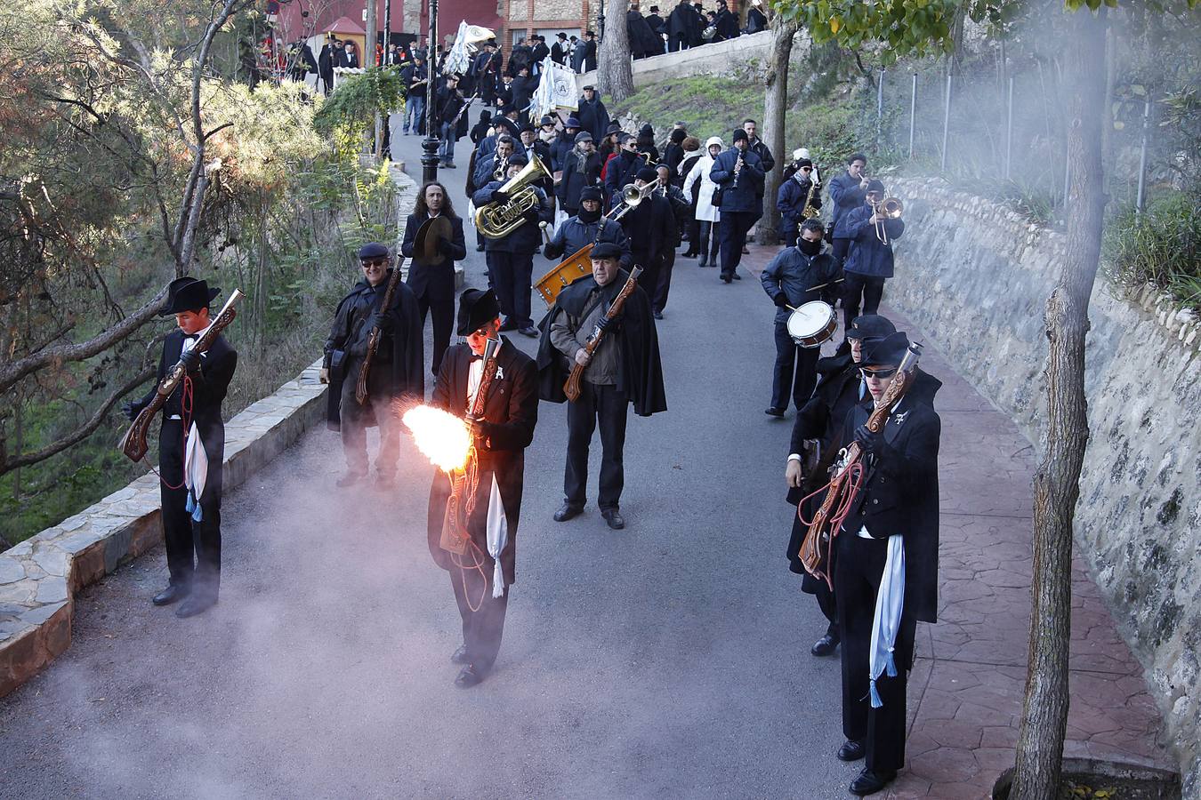 Doce horas de pólvora para recibir a la Purísima