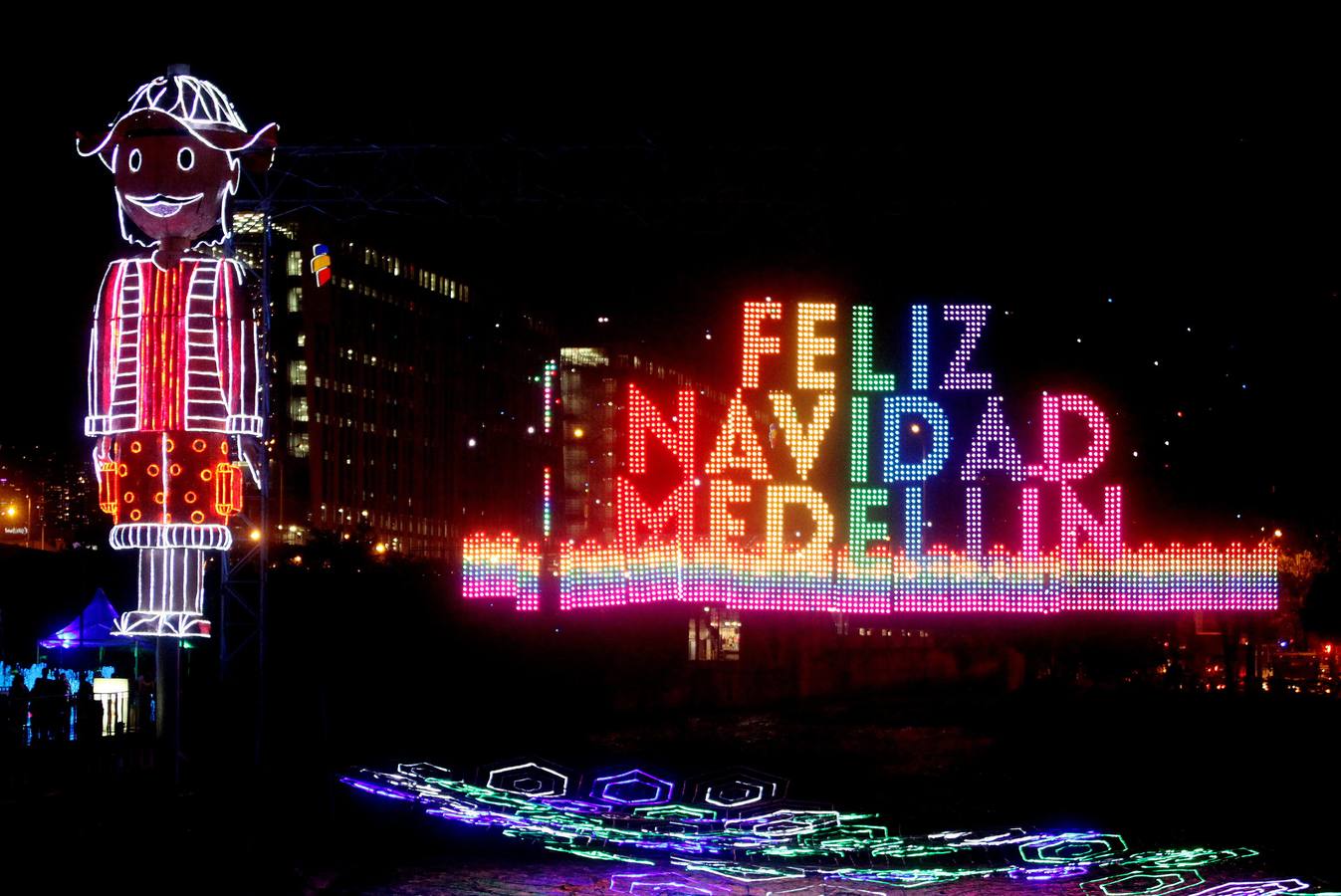 Espectacular alumbrado navideño en Medellín