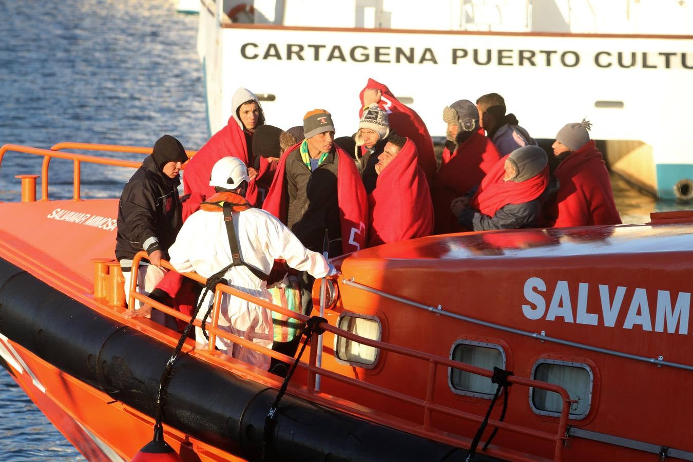 Inmigrantes llegados a Cartagena (12-12-2014).