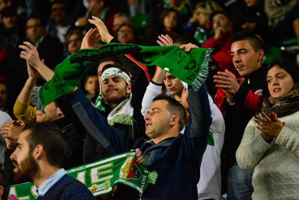 Búscate en la grada del Martínez Valero