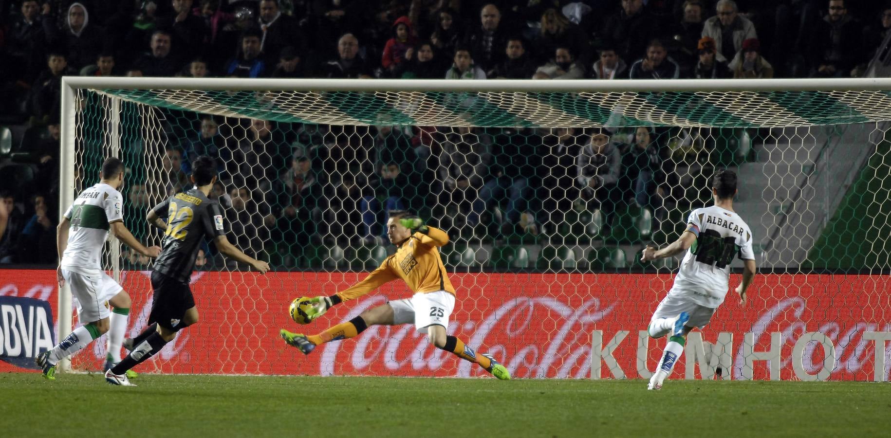 Partido Elche contra el Málaga