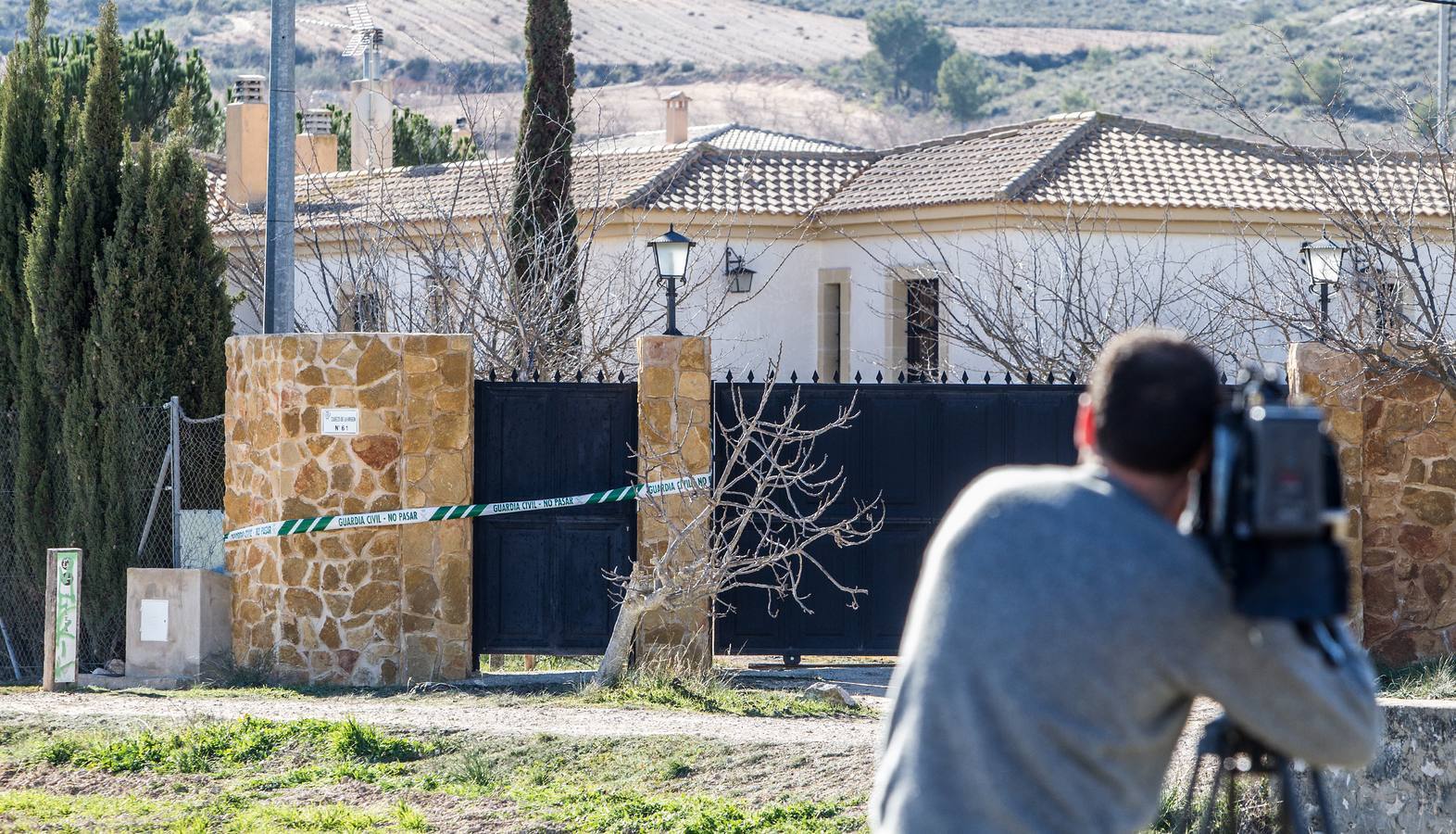 Un joven muere en Villena por un hachazo en la cabeza