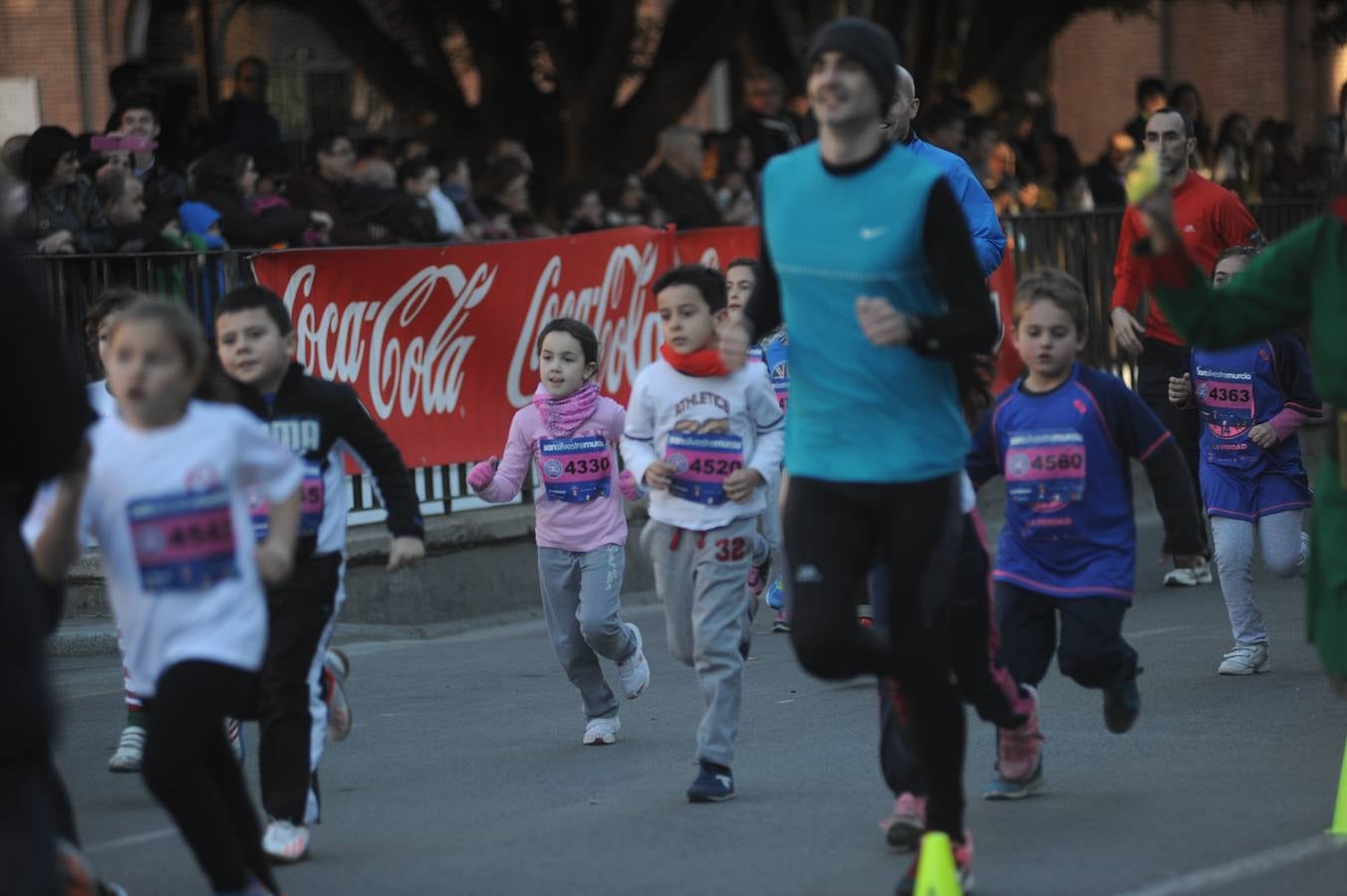 Los niños corren las San Silvestre de Murcia 2014 II