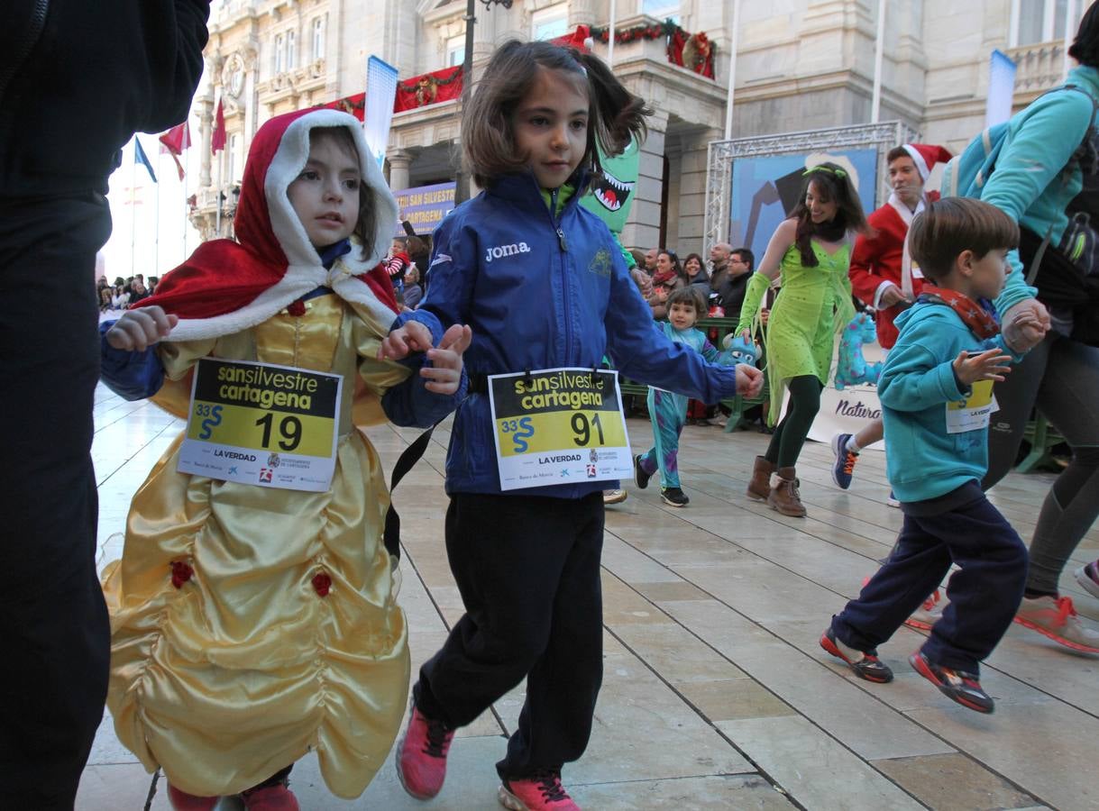 Los pequeños también disfrutan de la San Silvestre de Cartagena