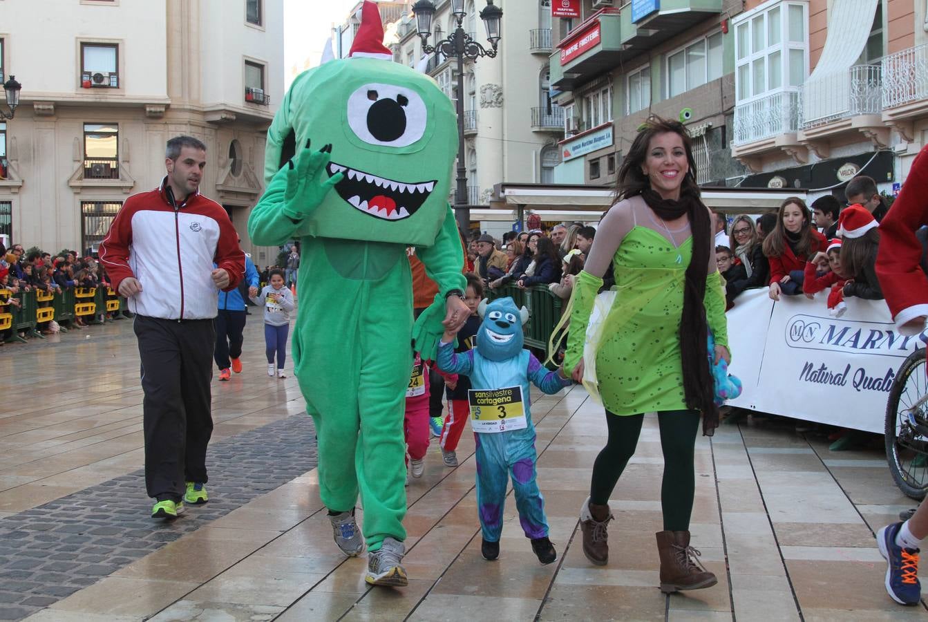 Los pequeños también disfrutan de la San Silvestre de Cartagena