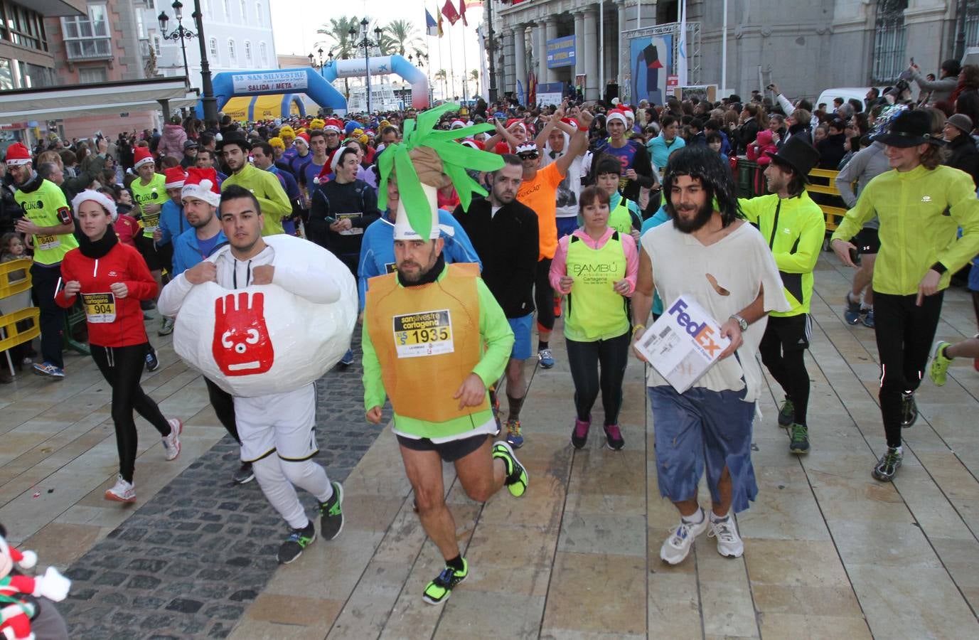 Salida de la San Silvestre de Cartagena