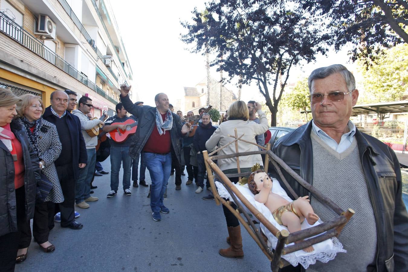 El Niño recorre  los carriles  de la huerta