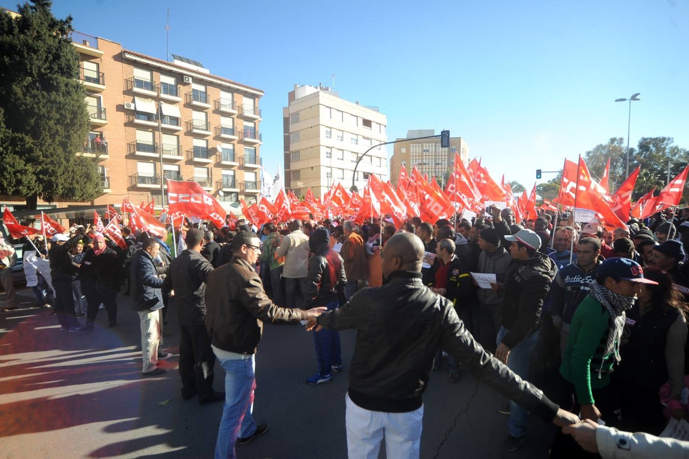 Clamor contra el abuso laboral en el campo murciano