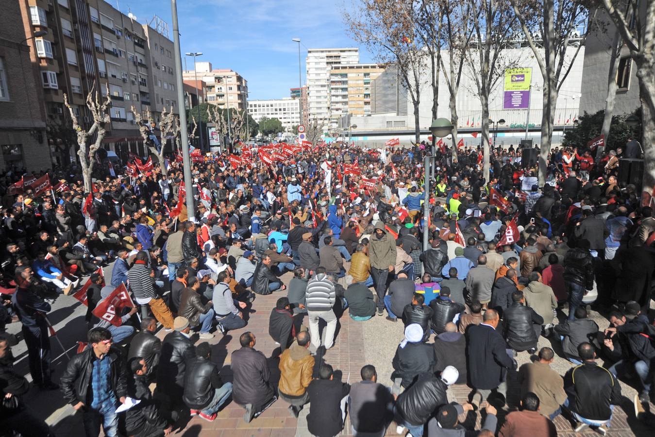 Clamor contra el abuso laboral en el campo murciano