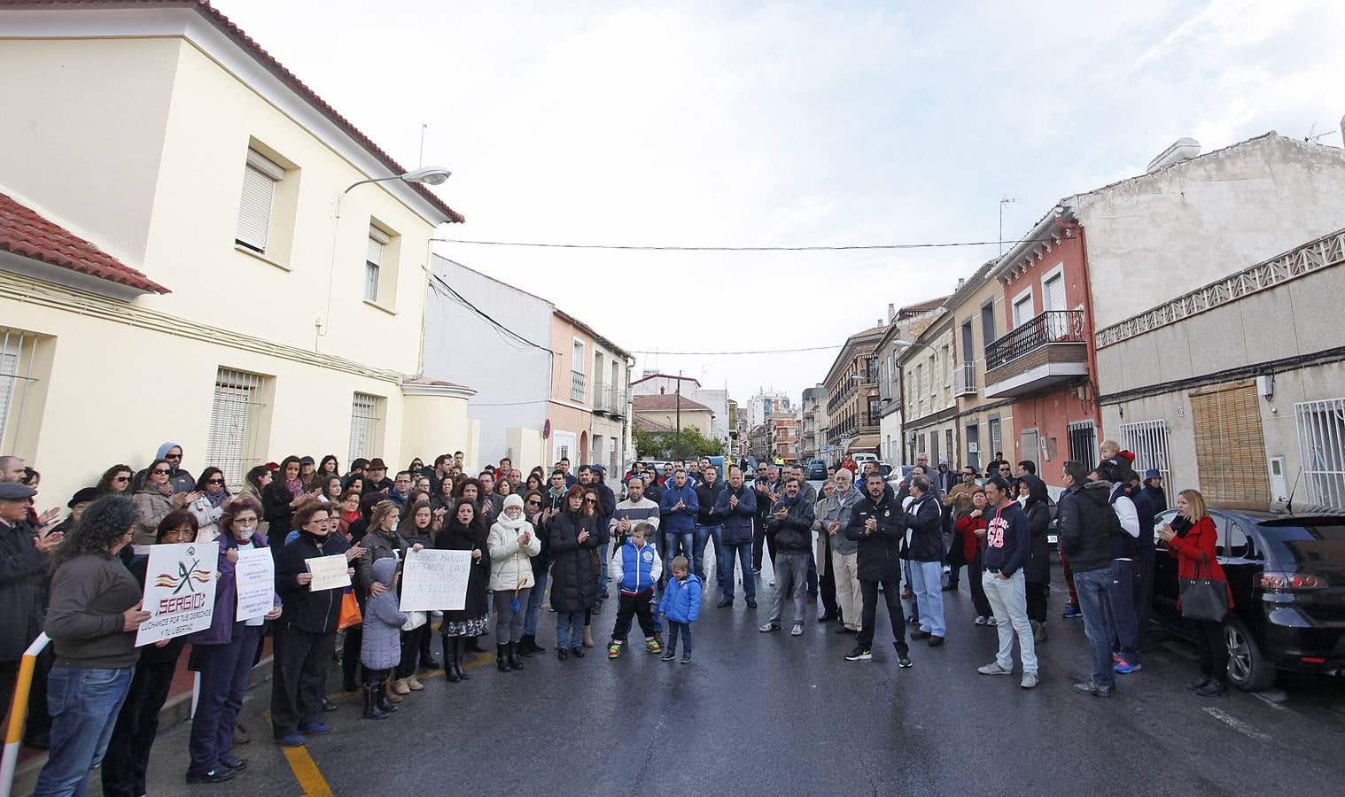 Concentración para apoyar al guardia civil encarcelado por llamar «maricón» a un superior