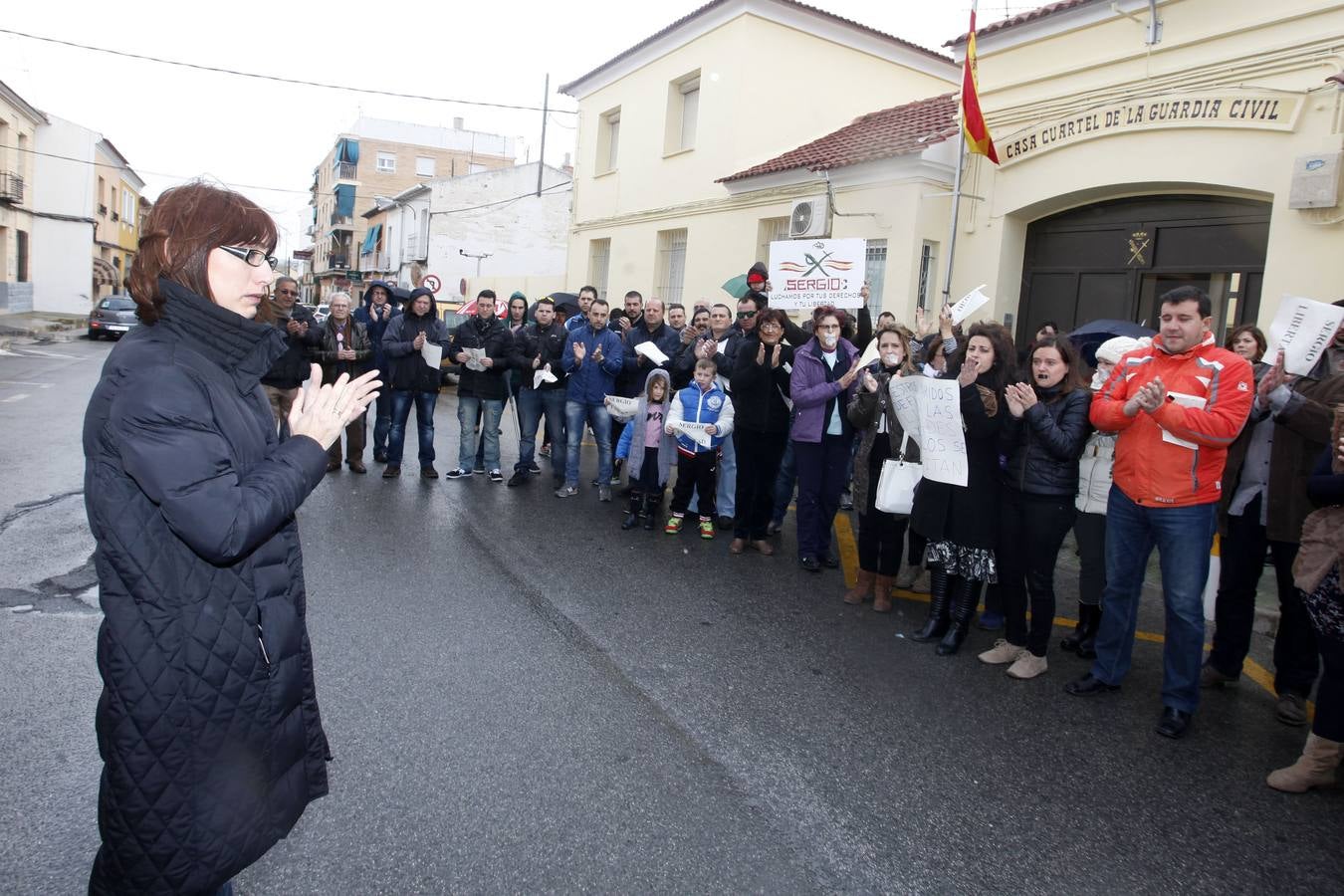 Concentración para apoyar al guardia civil encarcelado por llamar «maricón» a un superior