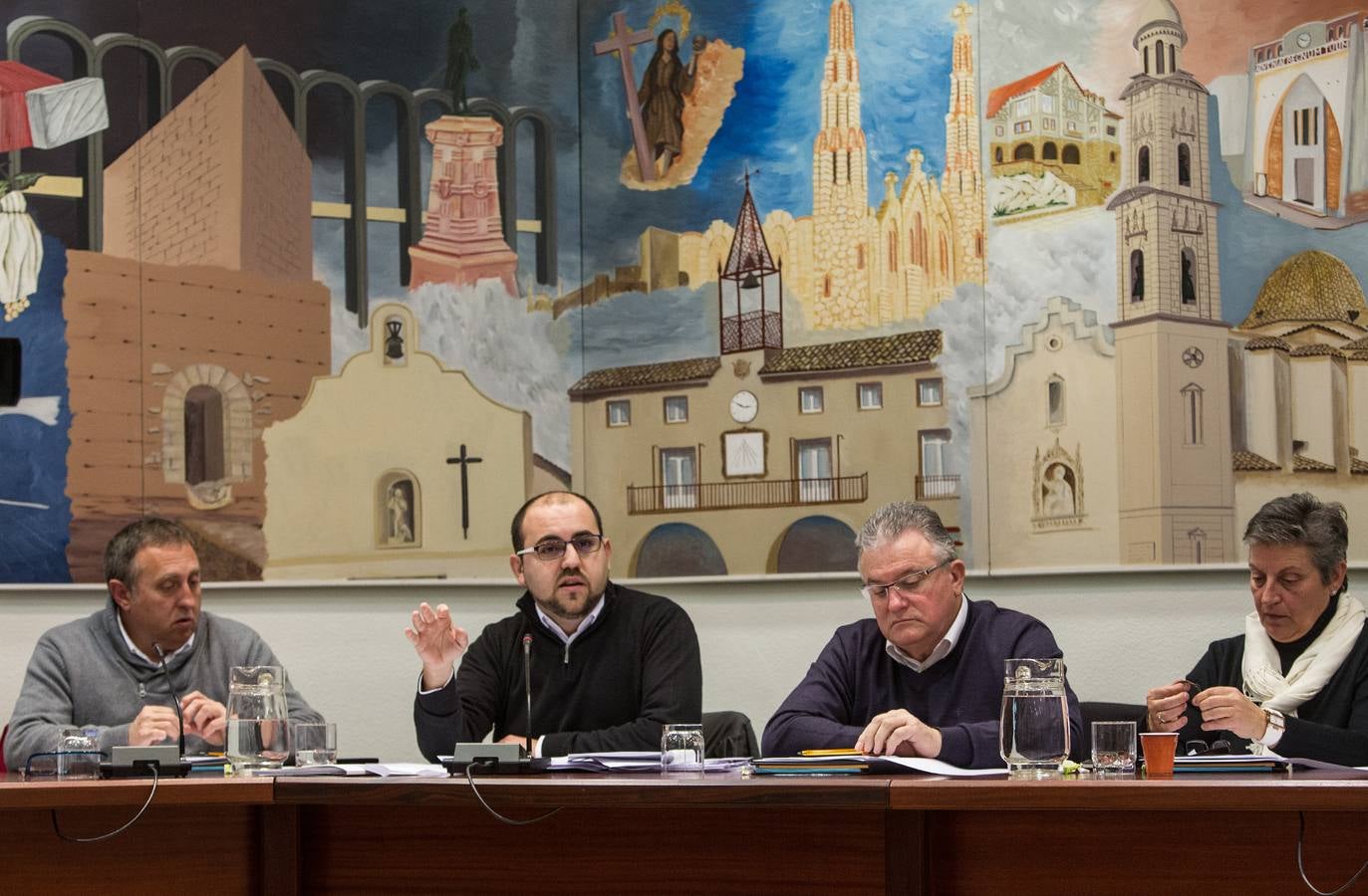 Pleno en el Ayuntamiento de Novelda