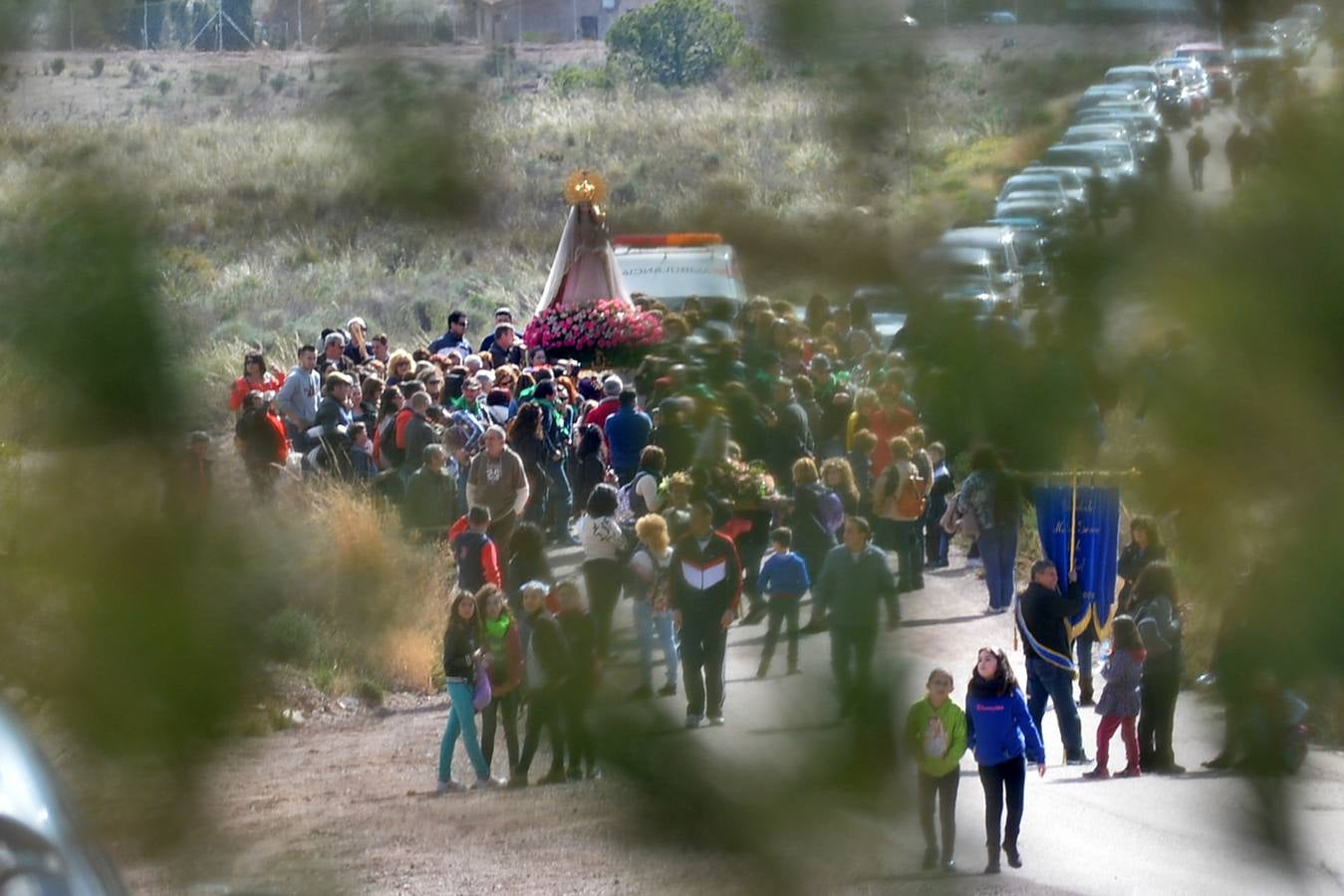 La Hoya se echa al monte con la Virgen de la Salud