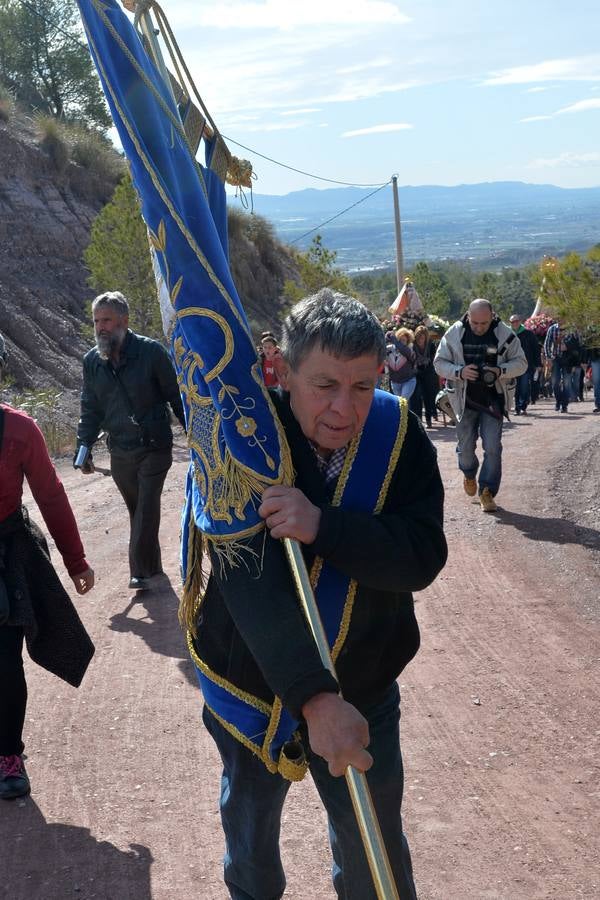 La Hoya se echa al monte con la Virgen de la Salud