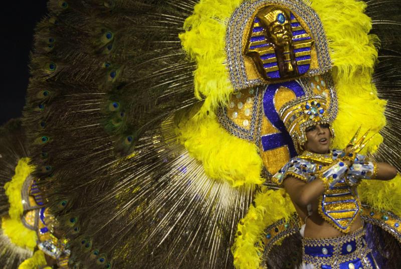 Locura carnavalera en Brasil