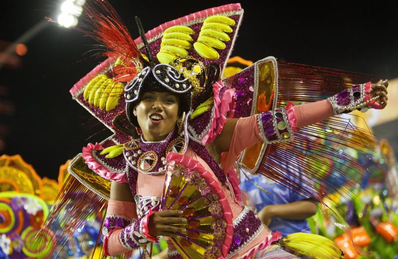 Locura carnavalera en Brasil