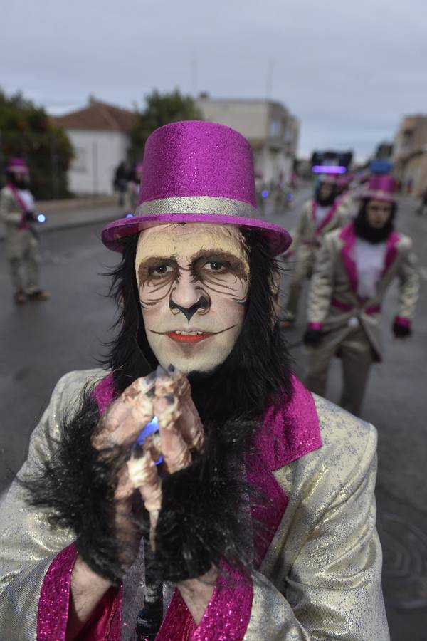 Pablo Iglesias y La Pantoja bailan en Cabezo de Torres