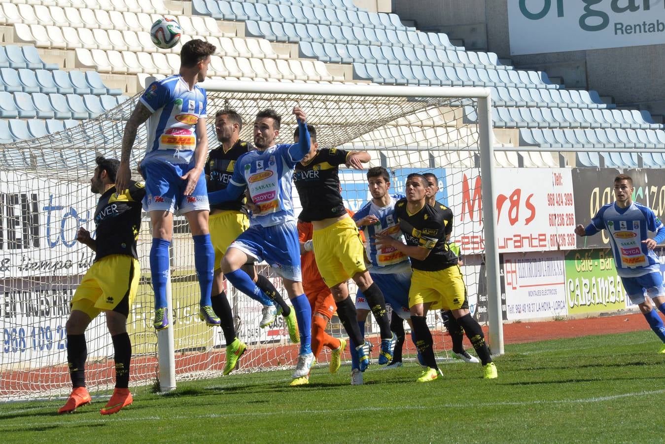 La Hoya empata por sorpresa ante el Cádiz (2-2)