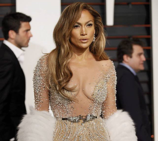 Y la ganadora es... Jennifer Lopez. Ya sea por su tamaño, diseño o forma de lucirlo, estos son los escotes que se han llevado el 'oscar' este año.