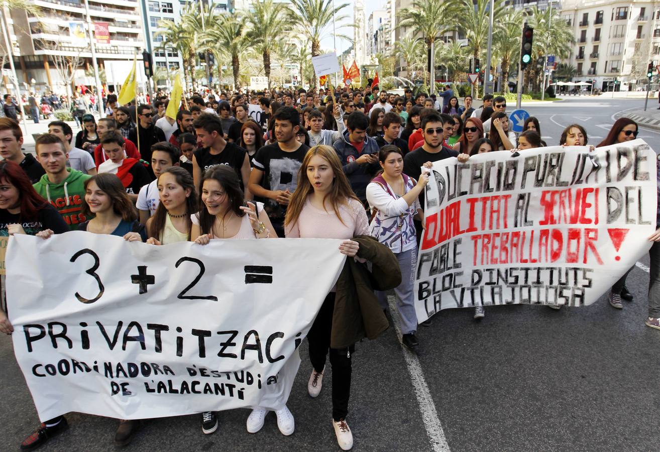 Huelga de universitarios en Alicante