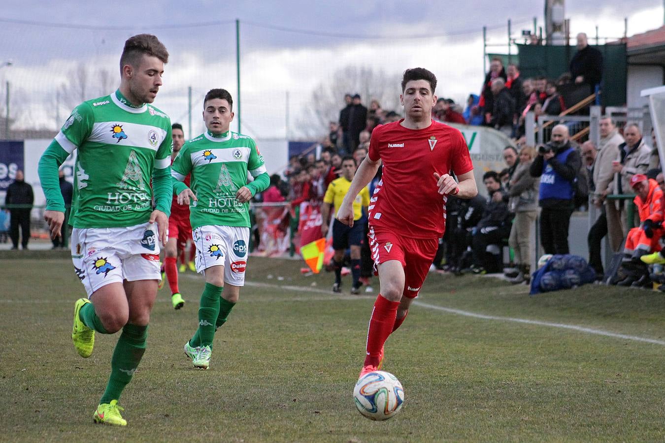 Las mejores imágenes del choque entre el Astorga y el Real Murcia