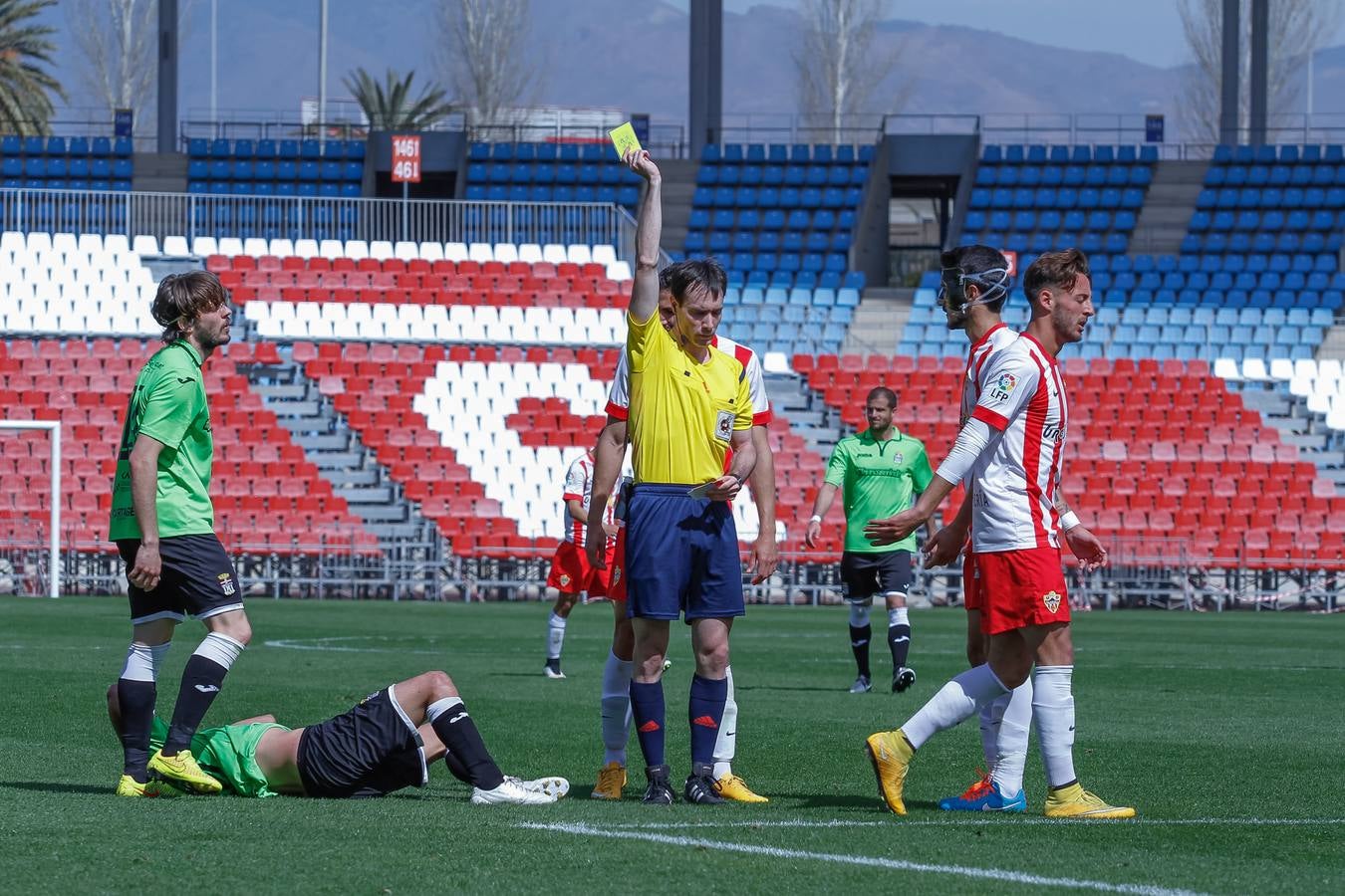 El Almería B se impone a un Cartagena digno (2-0)