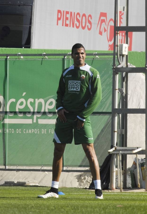 El Elche se prepara para el Sevilla