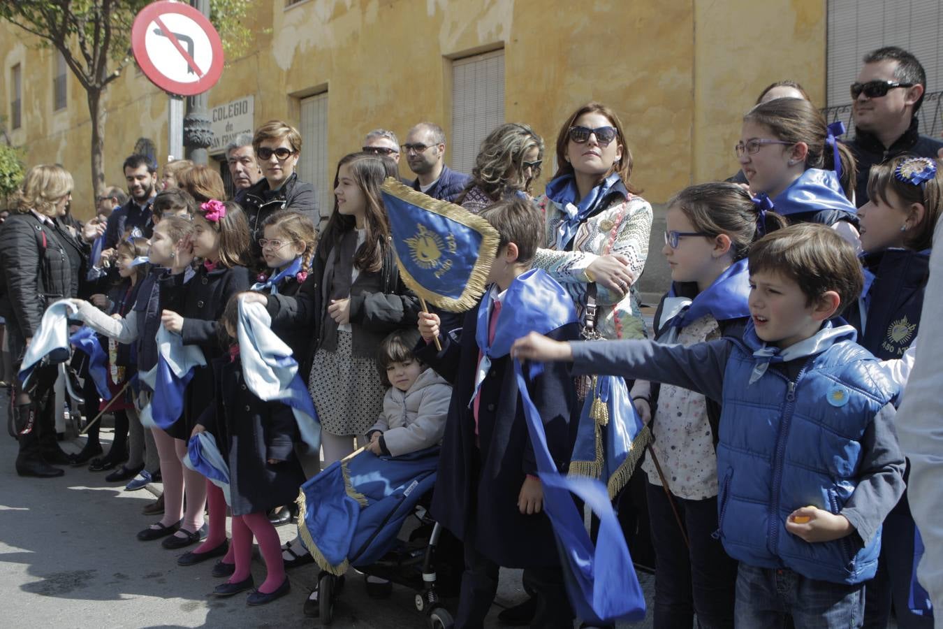 Los Pasos Blanco y Azul dan pie a la Semana Santa