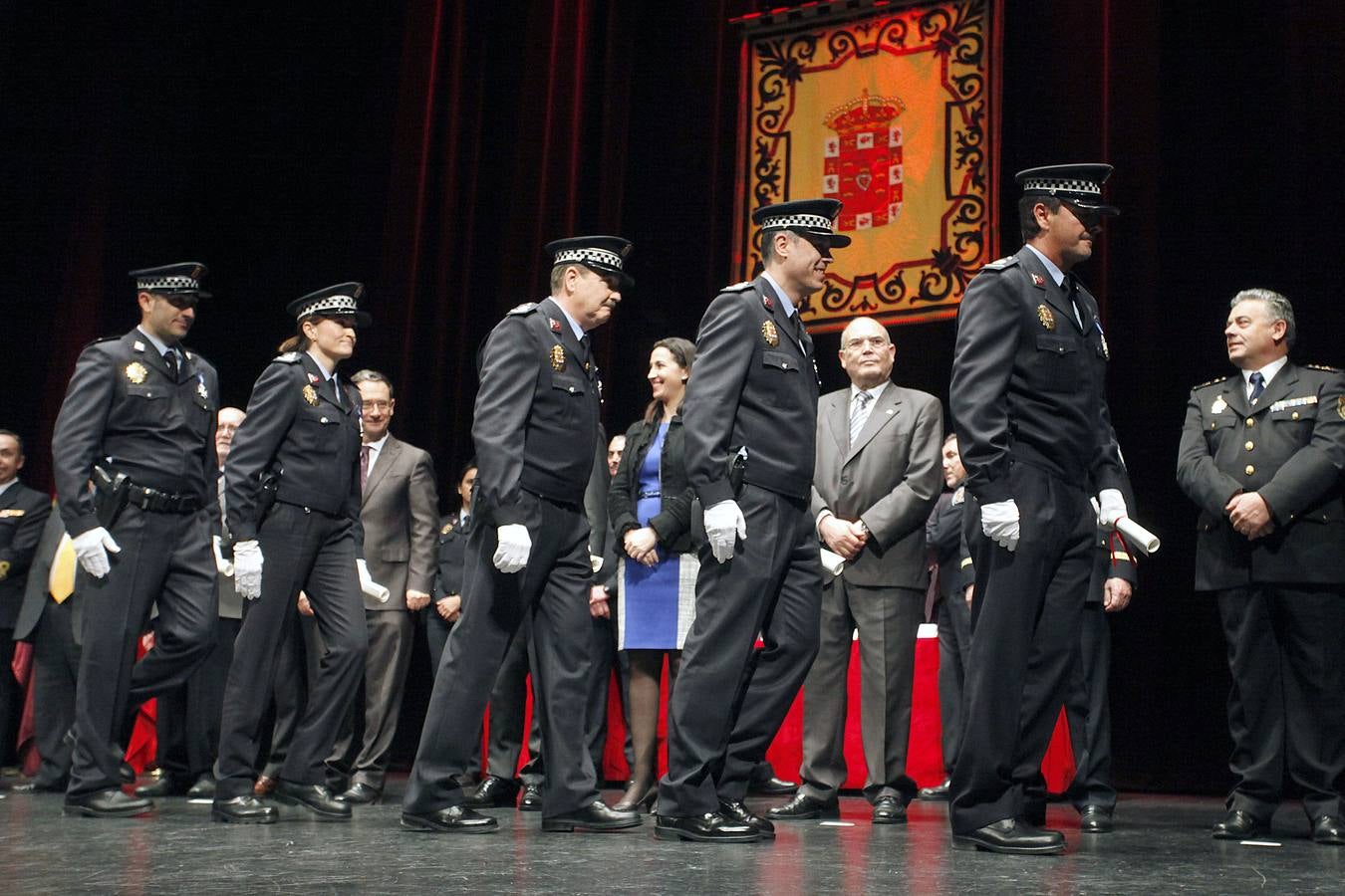 50 policías locales condecorados con motivo del día de San Patricio