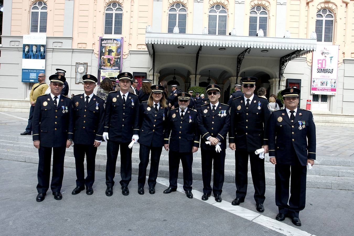 50 policías locales condecorados con motivo del día de San Patricio