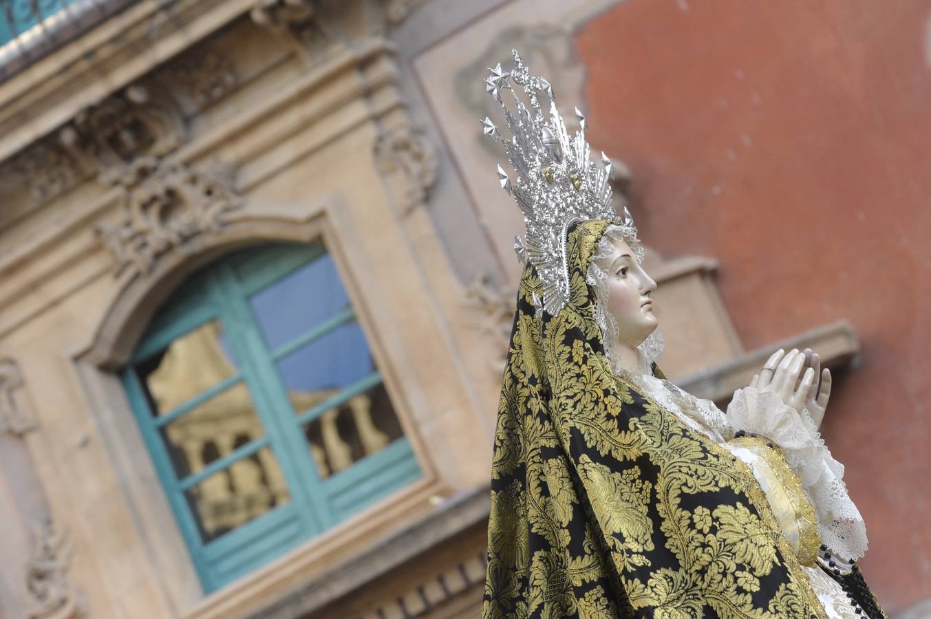 Procesión del Santísimo Cristo Yacente y Nuestra Señora de la Luz en su Soledad