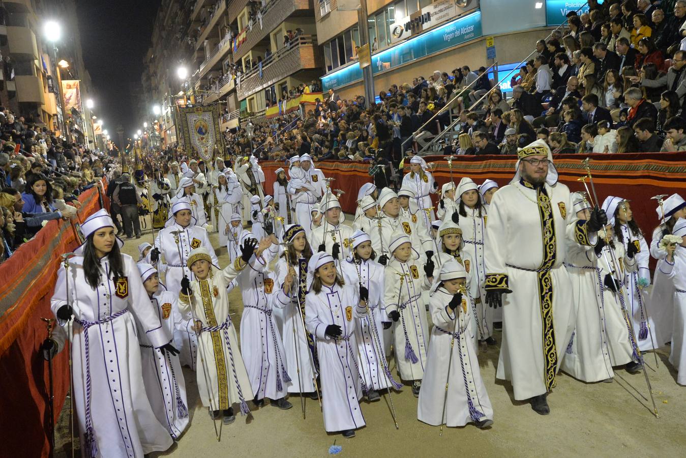 Fulgor blanco y azul en Lorca