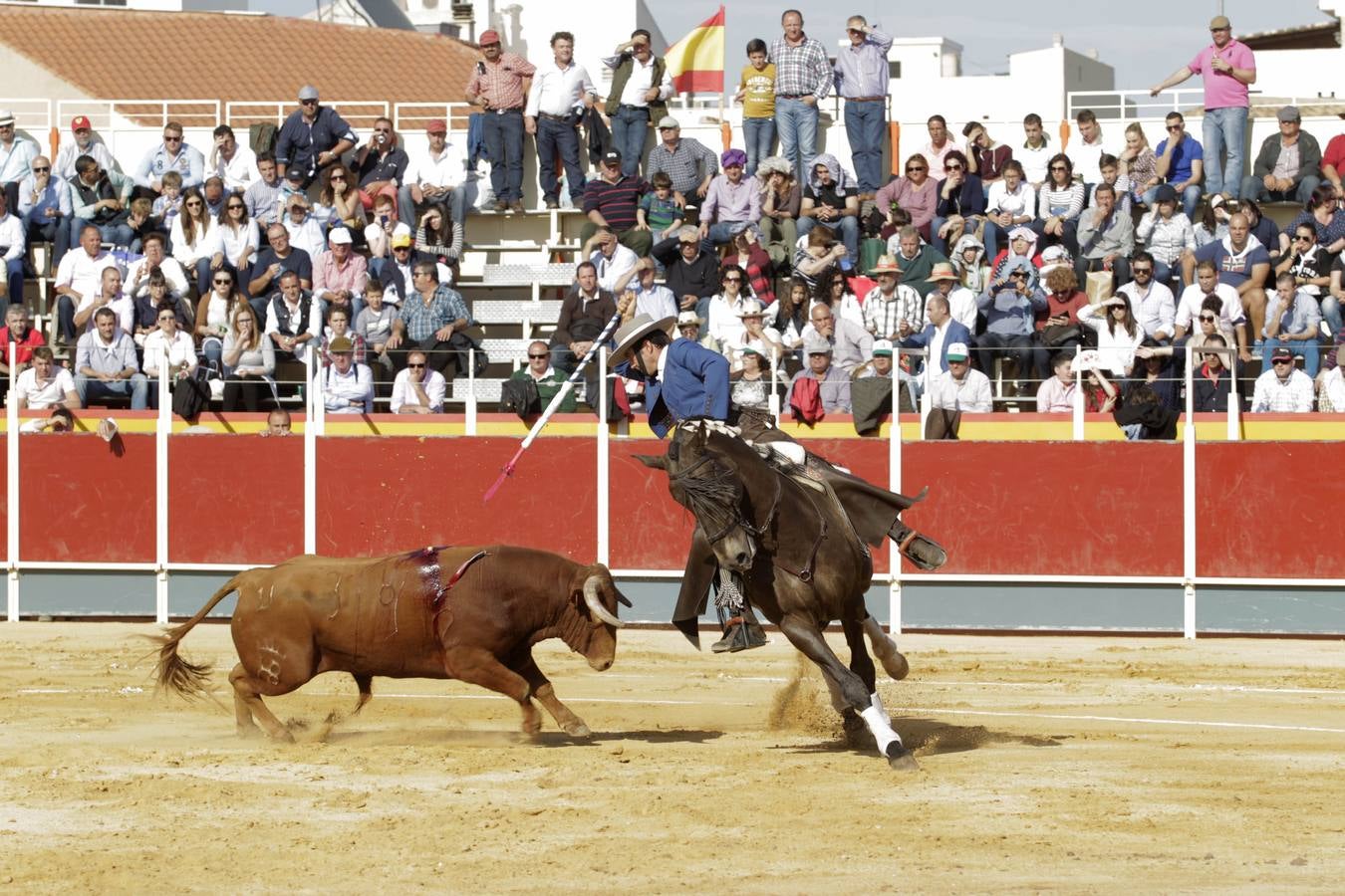 La terna, a hombros en la alternativa de Moreno