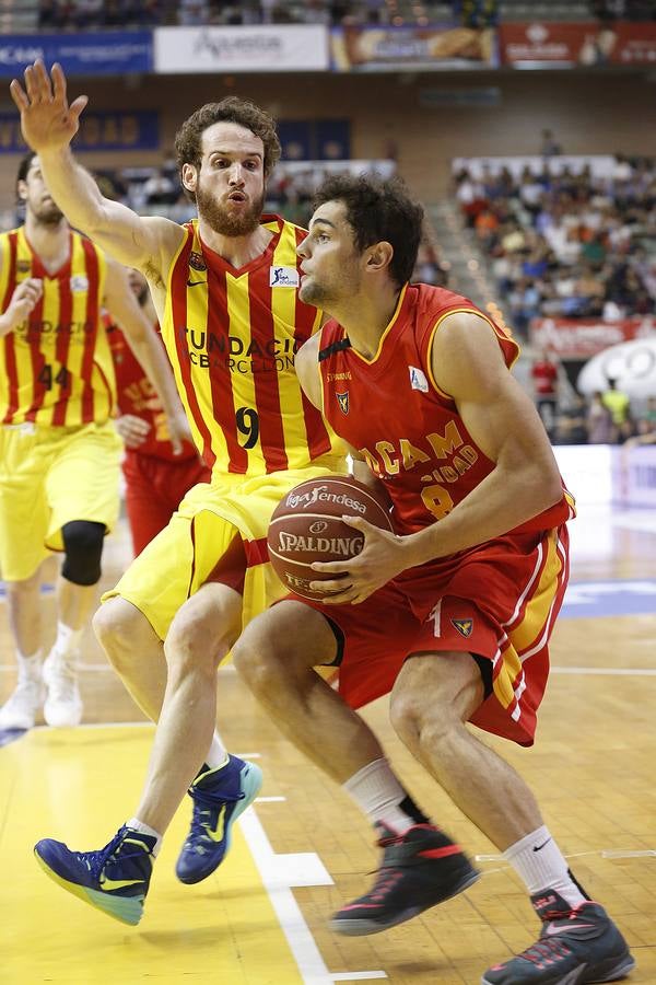 El UCAM Murcia pierte ante el FC Barcelona por un espeso ataque (64-76)