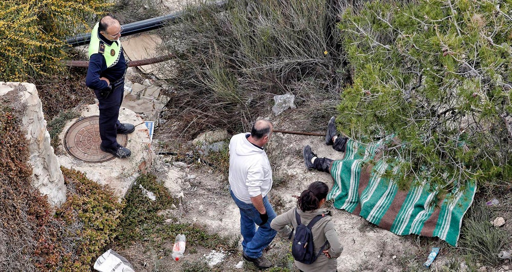 Hallan el cadáver de un hombre en el castillo de San Fernando en Alicante