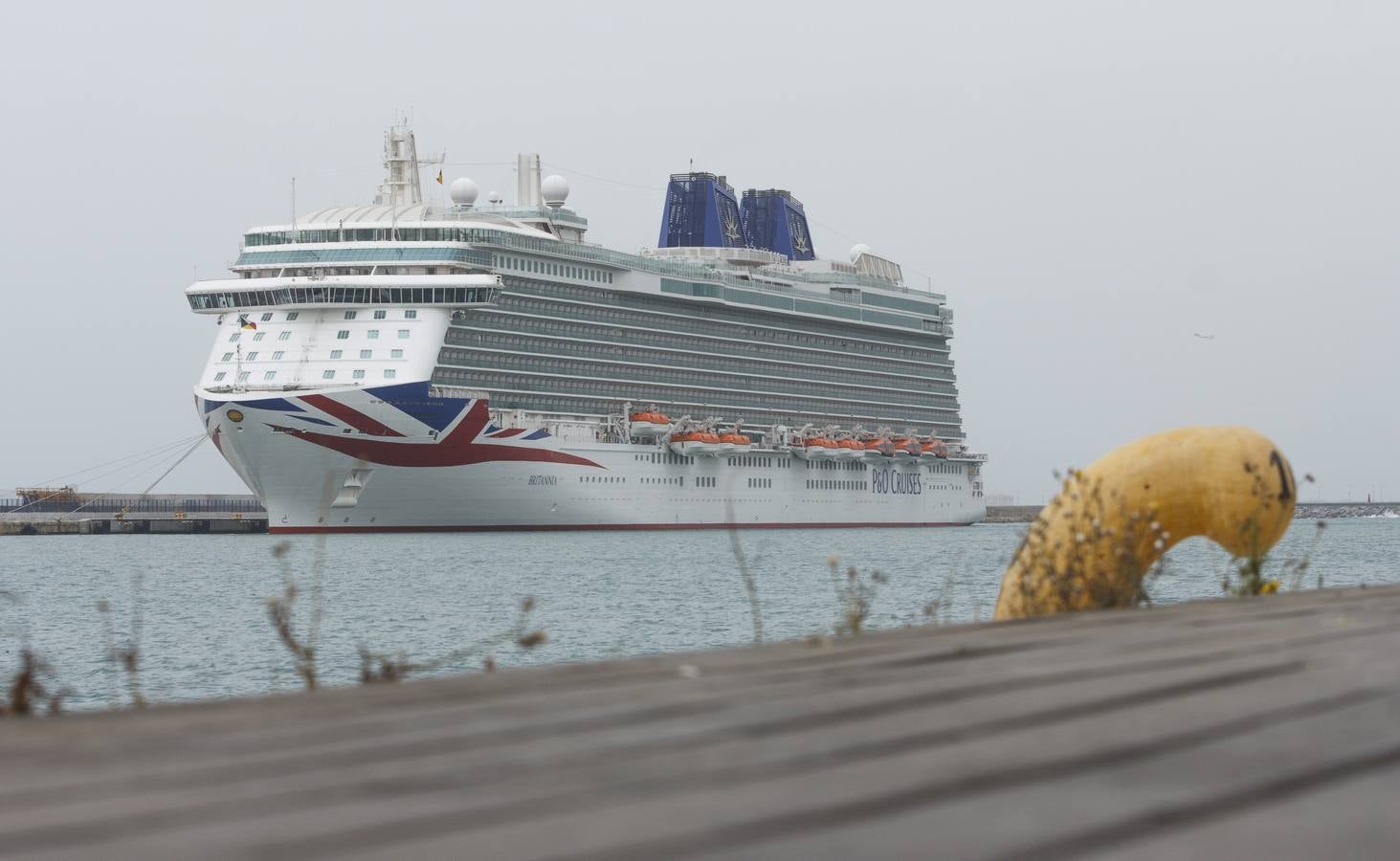 El crucero Britannia llega a Alicante