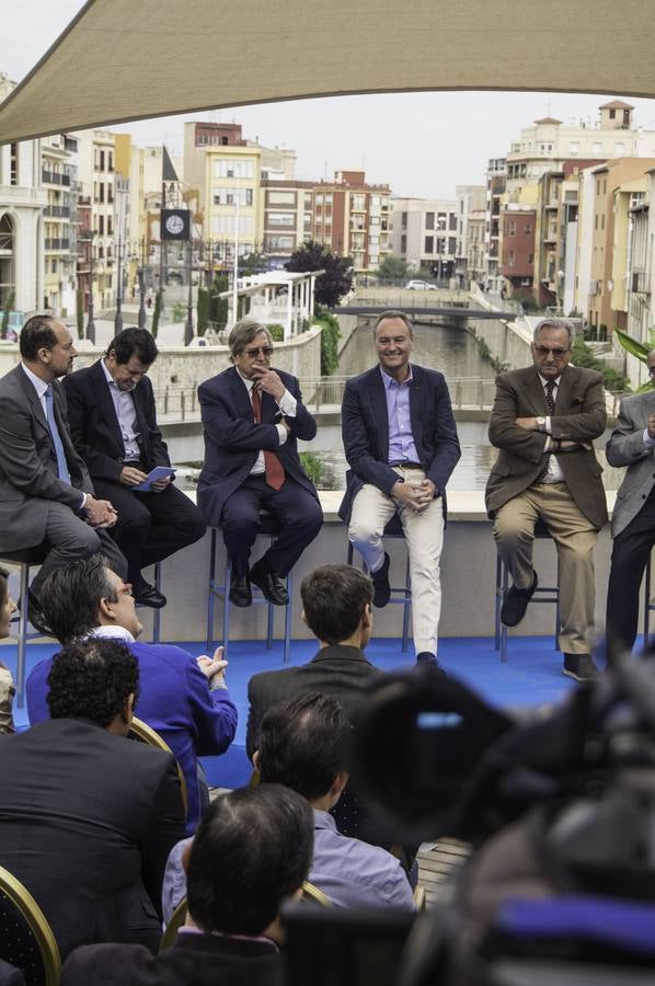 Fabra se reúne con los agricultores de la Vega Baja