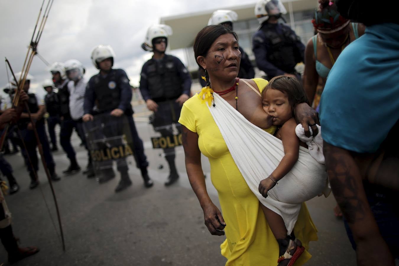 Los indígenas quieren sus tierras