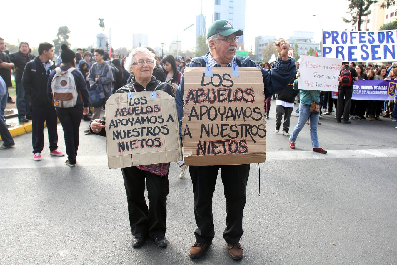 «Que Chile decida su educación»