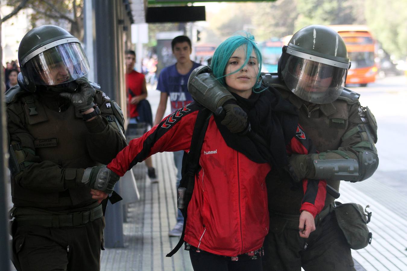 «Que Chile decida su educación»