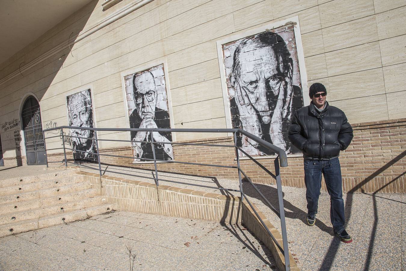 Cuarenta murales ponen color a las calles de Los Alcázares