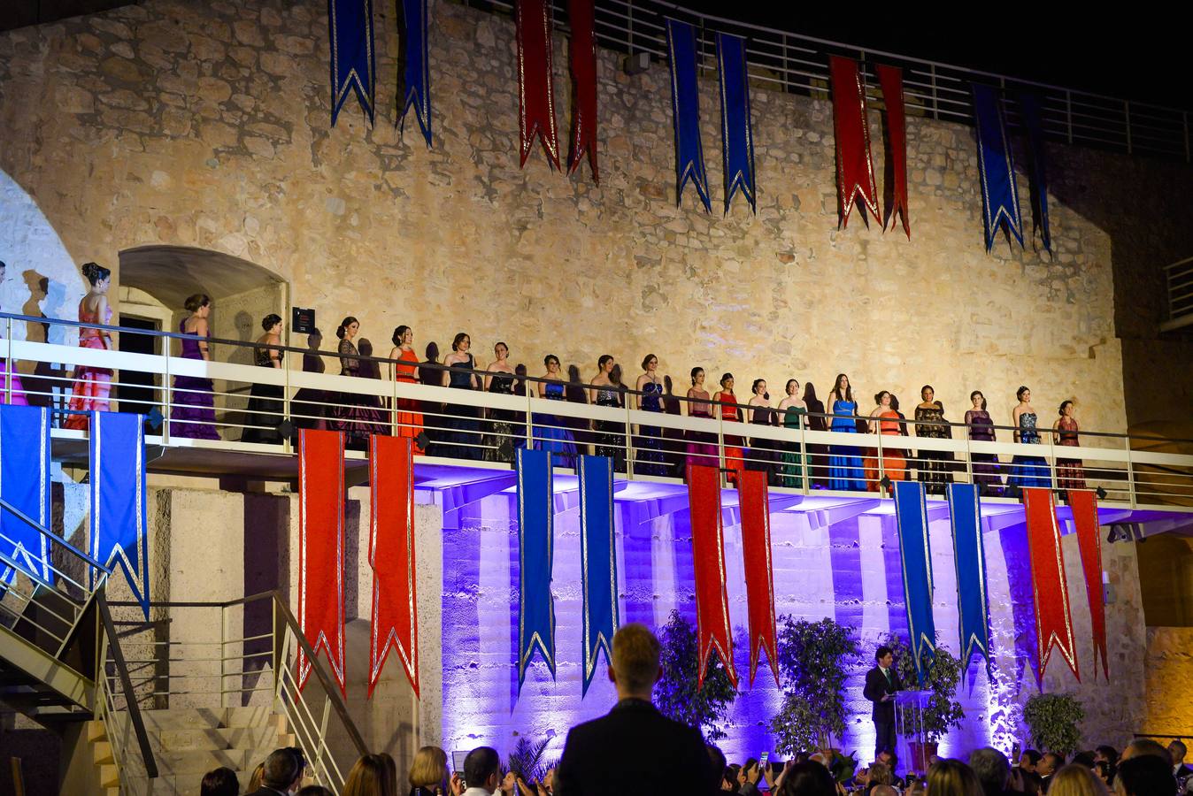 Cena de gala de las candidatas a Reina y Damas de las Fiestas de Elche