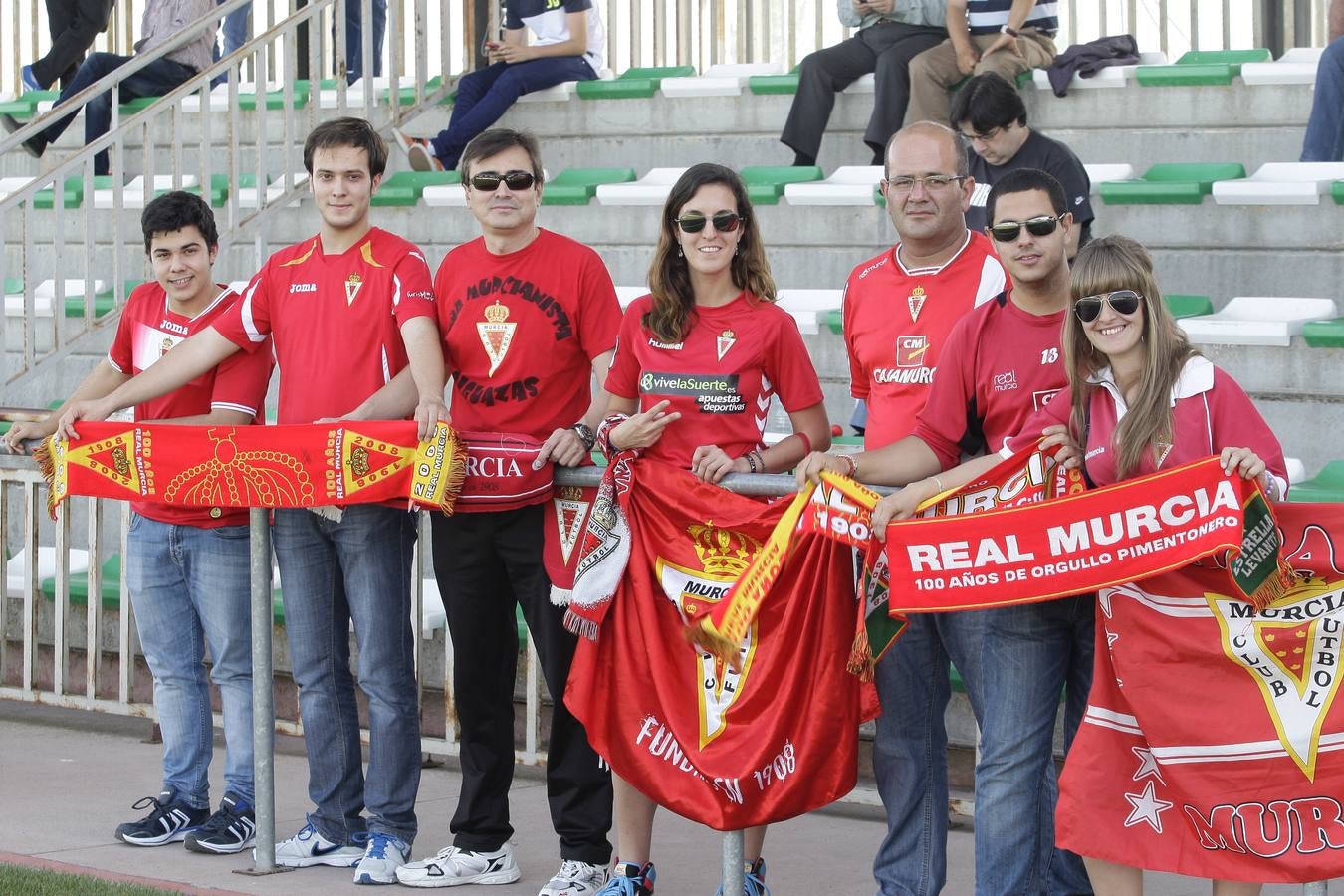 Las mejores imágenes del choque entre Guijuelo y Real Murcia