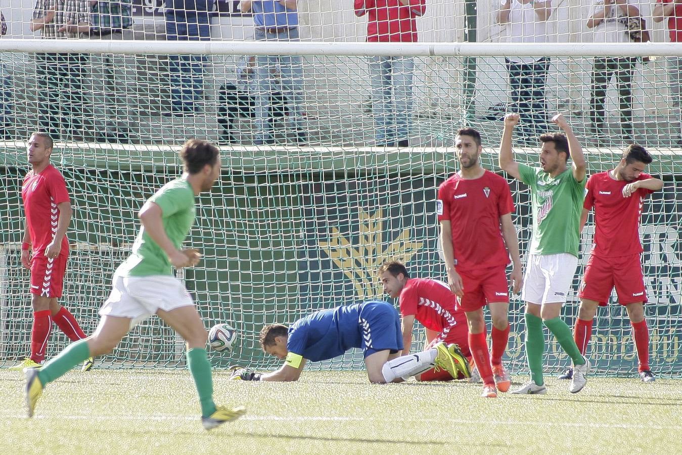 Las mejores imágenes del choque entre Guijuelo y Real Murcia