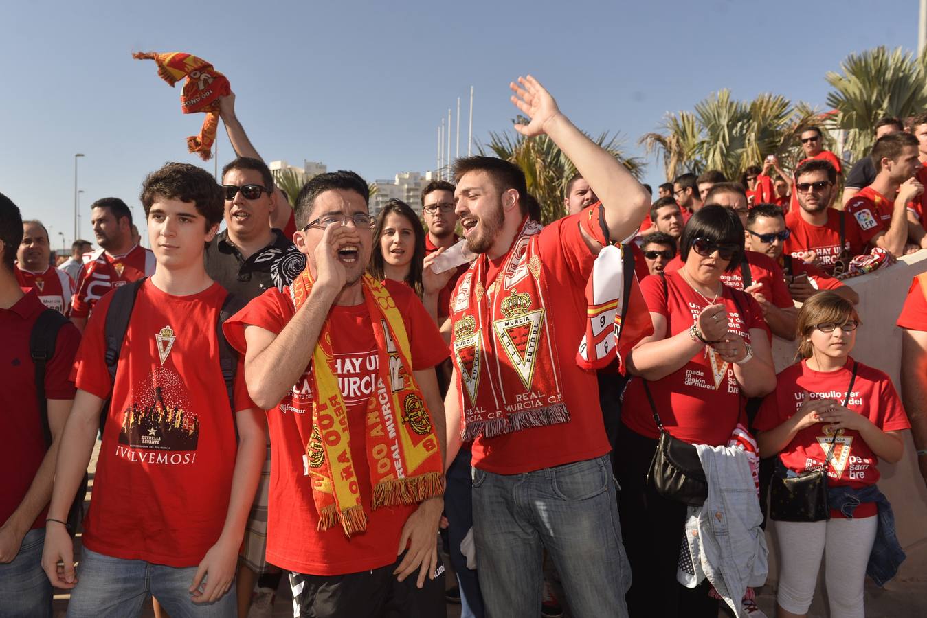 La afición grana, rumbo a Alicante