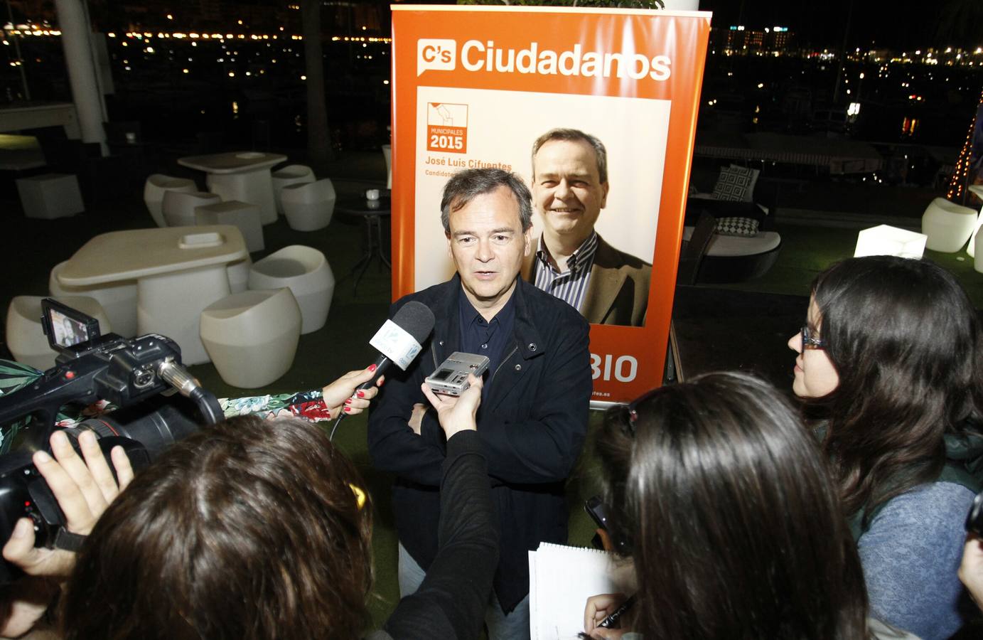 Noche electoral en la sede de Ciudadanos de Alicante