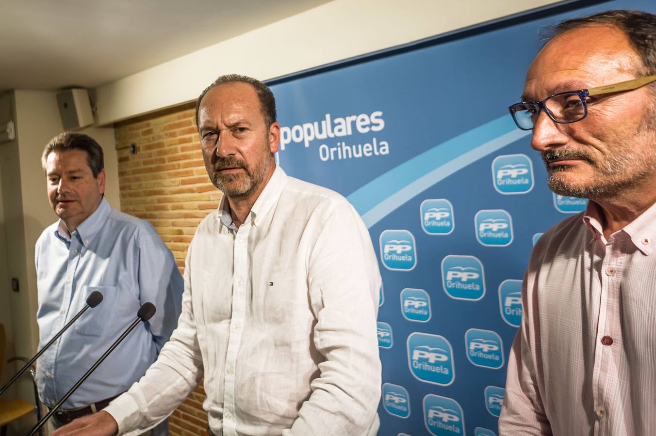 Noche electoral en la sede del PP de Orihuela